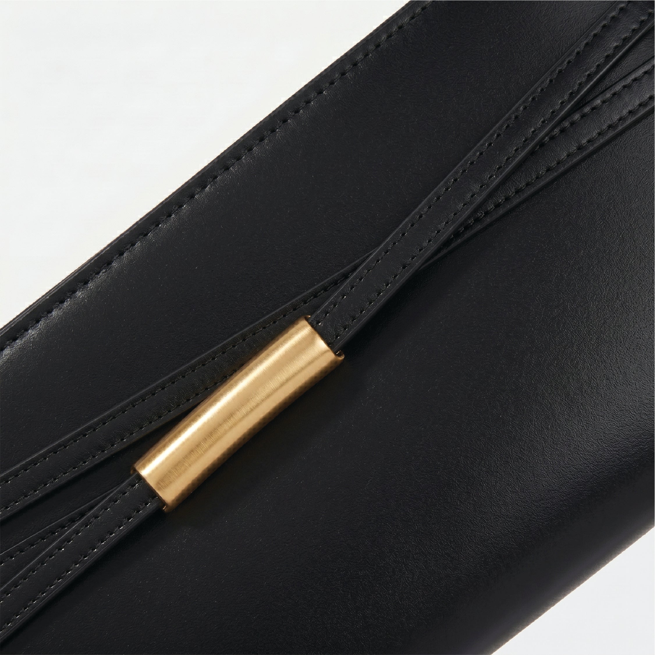 Crest - Black